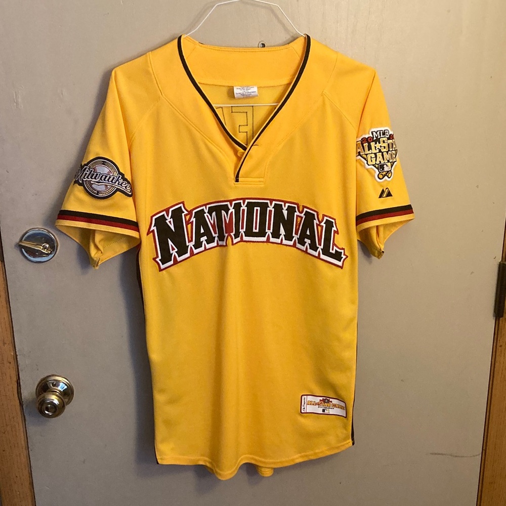 Majestic National League  Carlos Lee Brewers Yellow Jersey